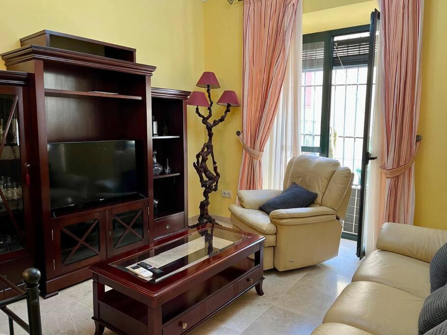 Apartamento Suite Alameda De Hercules Sevilla Exteriér fotografie