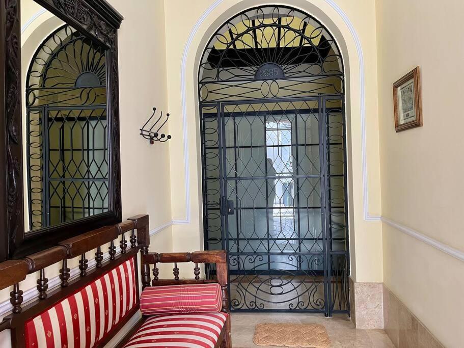 Apartamento Suite Alameda De Hercules Sevilla Exteriér fotografie